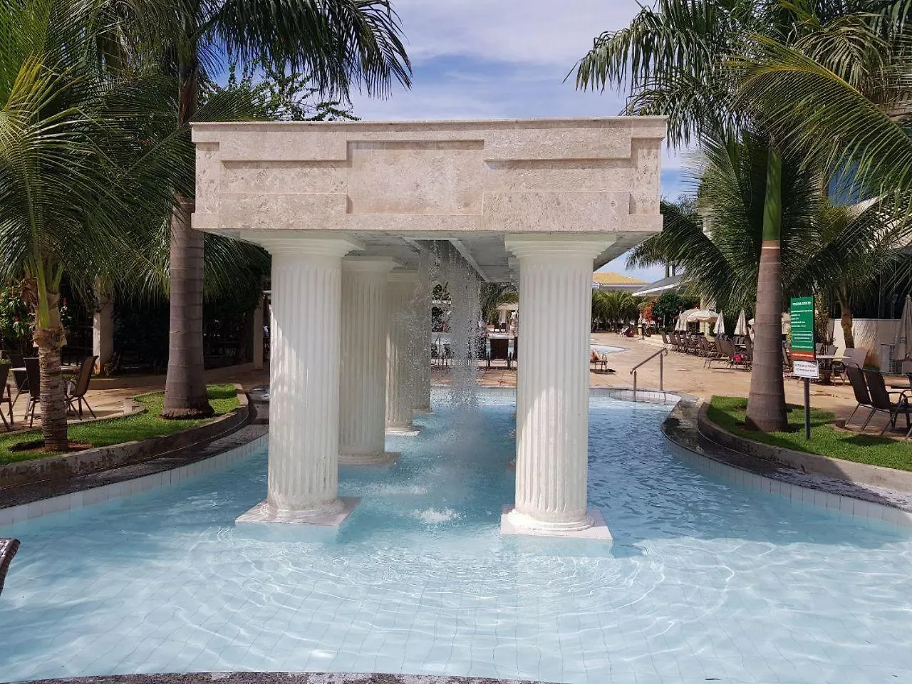 Lacqua Diroma Park - Piscinas Termais 24 Horas - Central De Reservas Caldas Novas 5*,